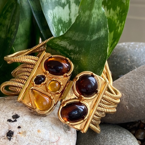 Monet vintage bracelet